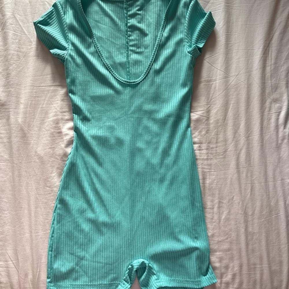 Fashion Nova rompers